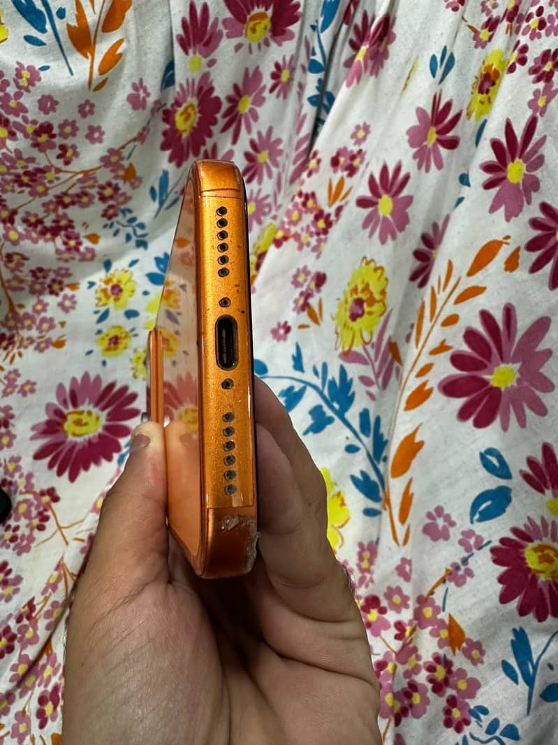 Apple iPhone 17 Pro Max 5