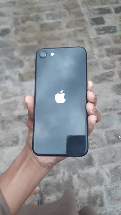 Apple iPhone SE