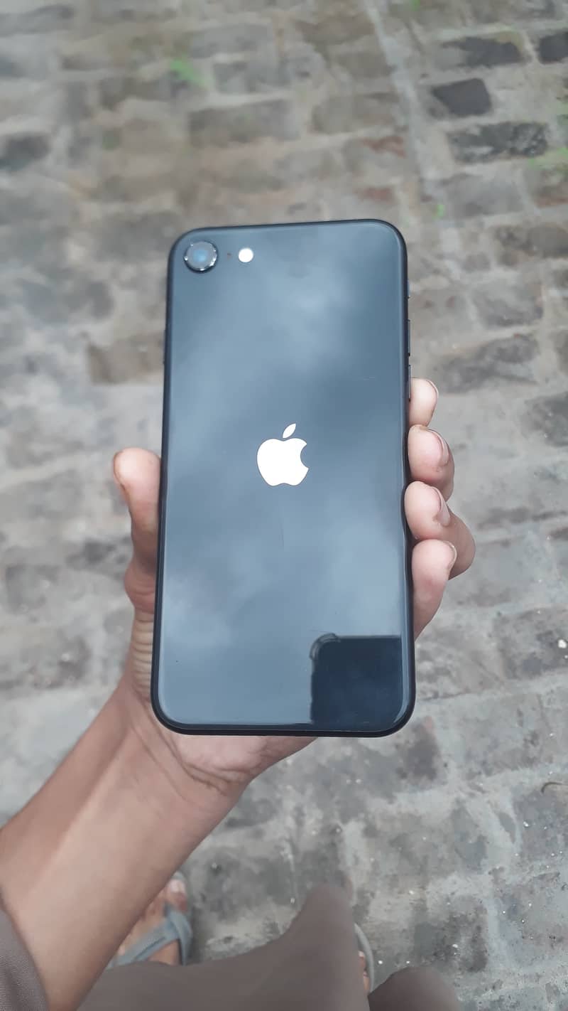 Apple iPhone SE 0