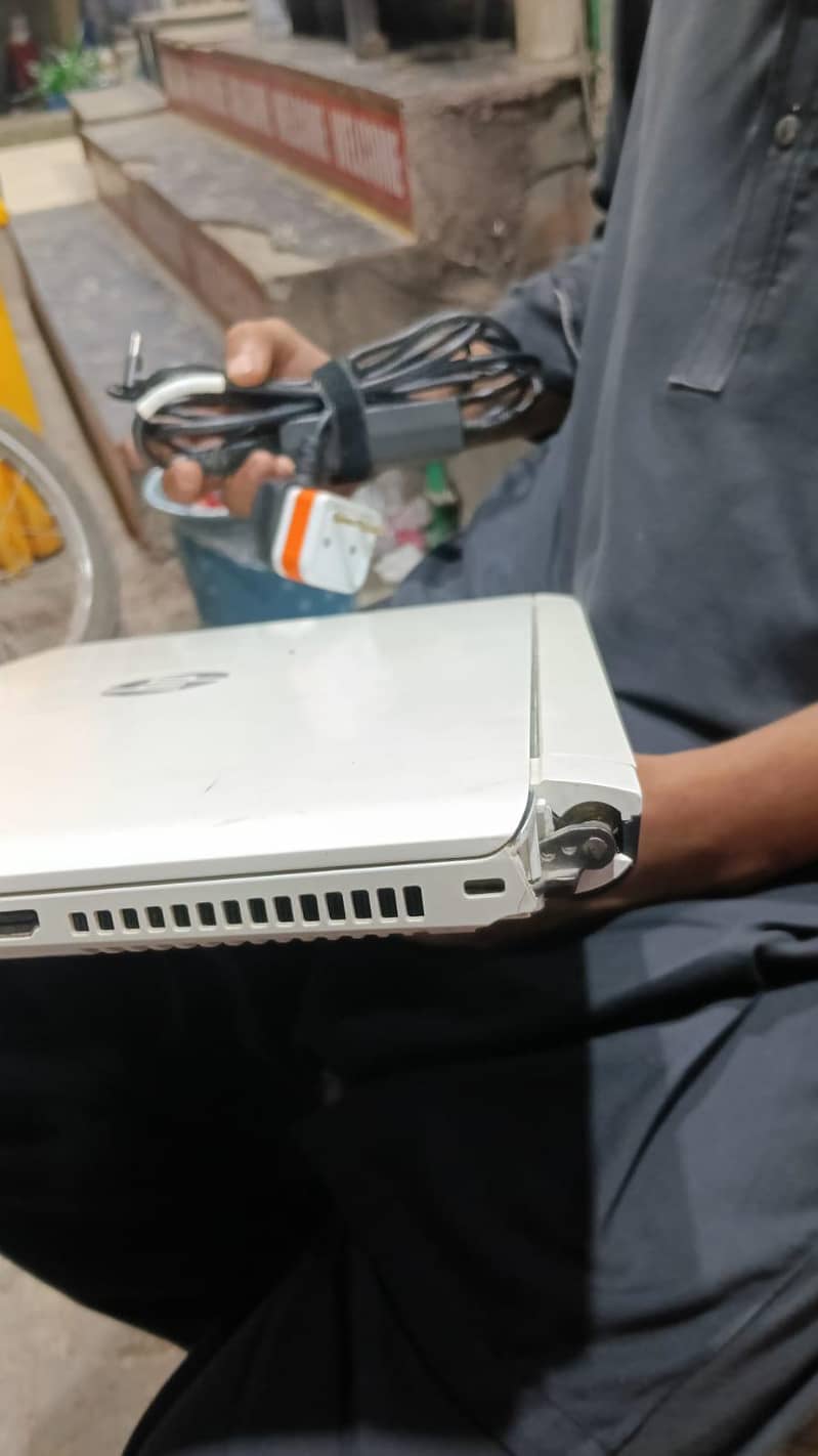 Hp Laptop 2