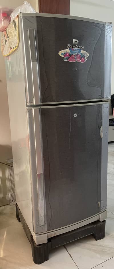 Dawlance 9170 WBM Refrigerator (11 Cu. Ft. ) - Good Condition
