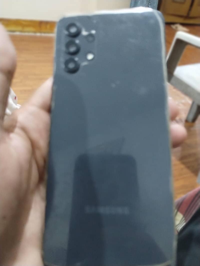 Samsung Mobile A32 1