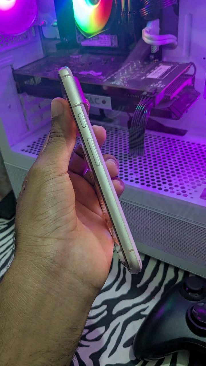 Google Pixel 8 3