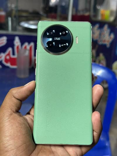 Tecno Spark Go 1