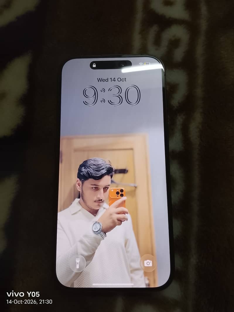 Apple iPhone 15 Pro 9