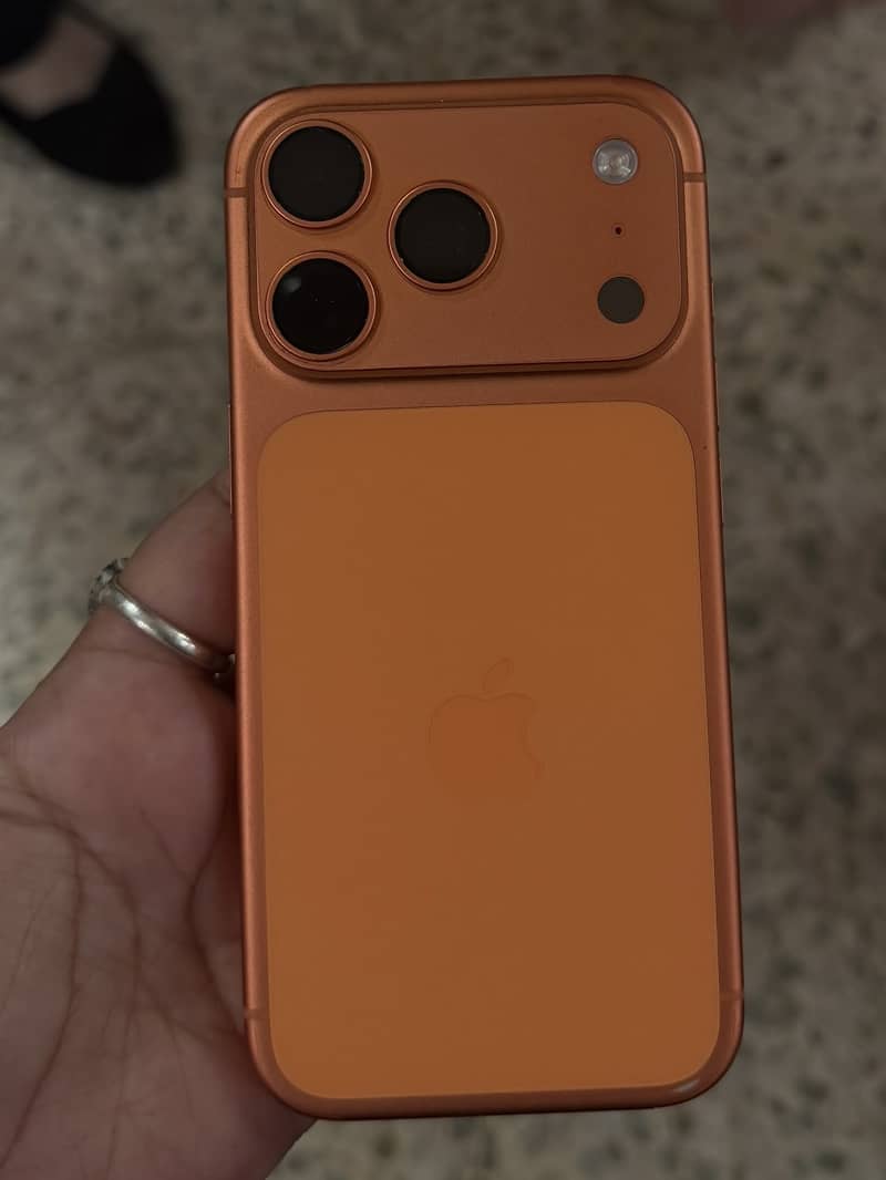 Apple iPhone 17 Pro 4