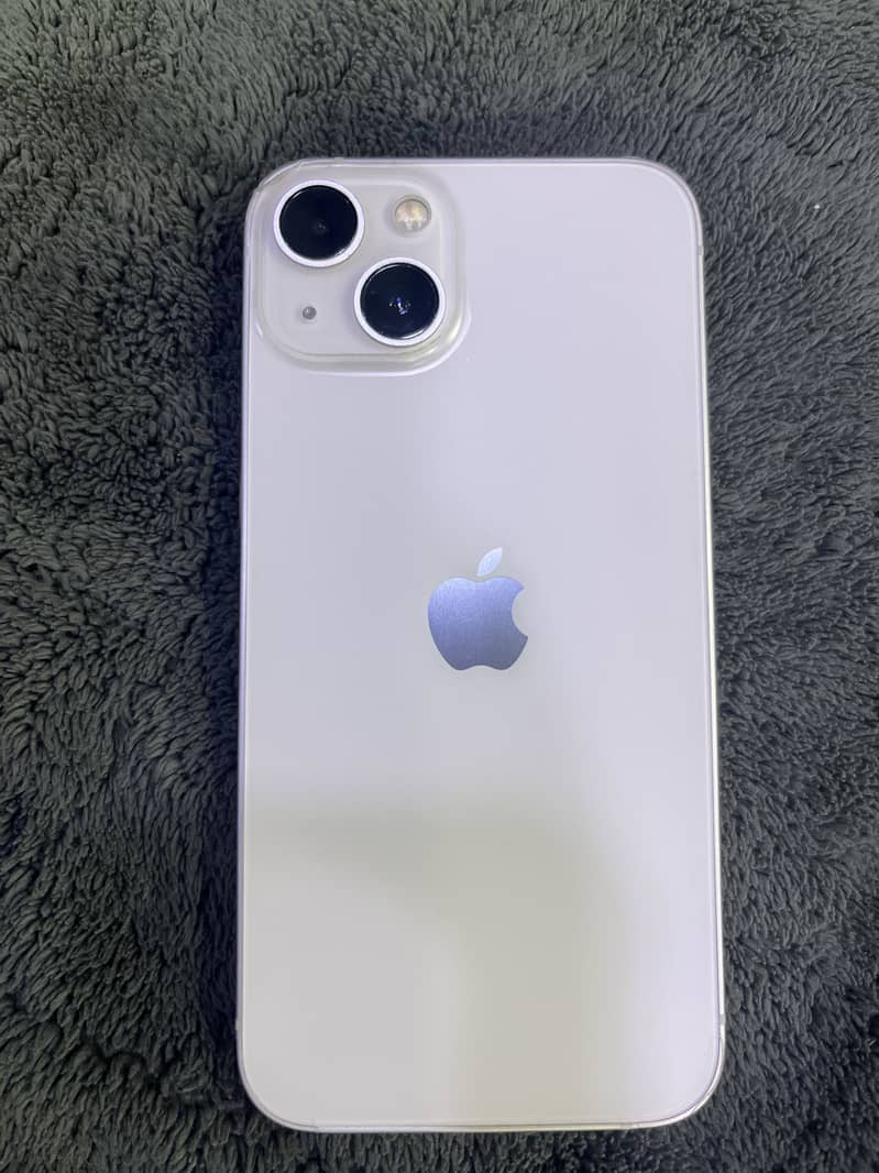 Apple iPhone 13 4