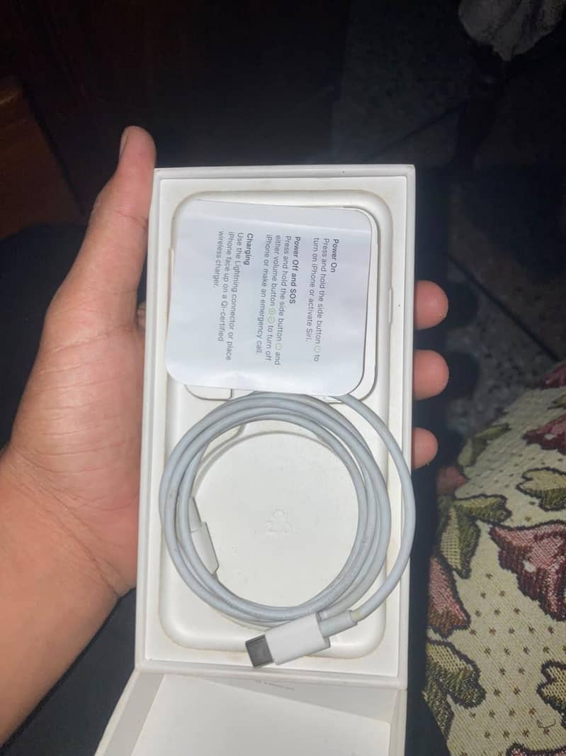 Apple iPhone SE 4