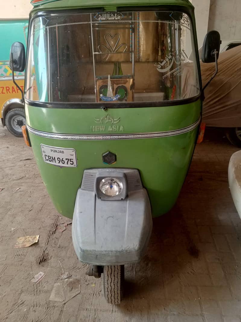 Auto rickshaw for sell 2