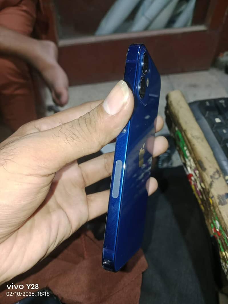 Apple iPhone 12 mini 2