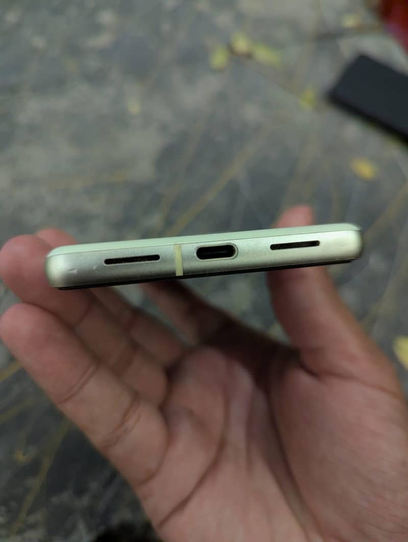 Google Pixel 7 3