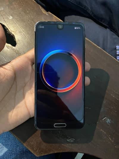 Sharp Aquos R2