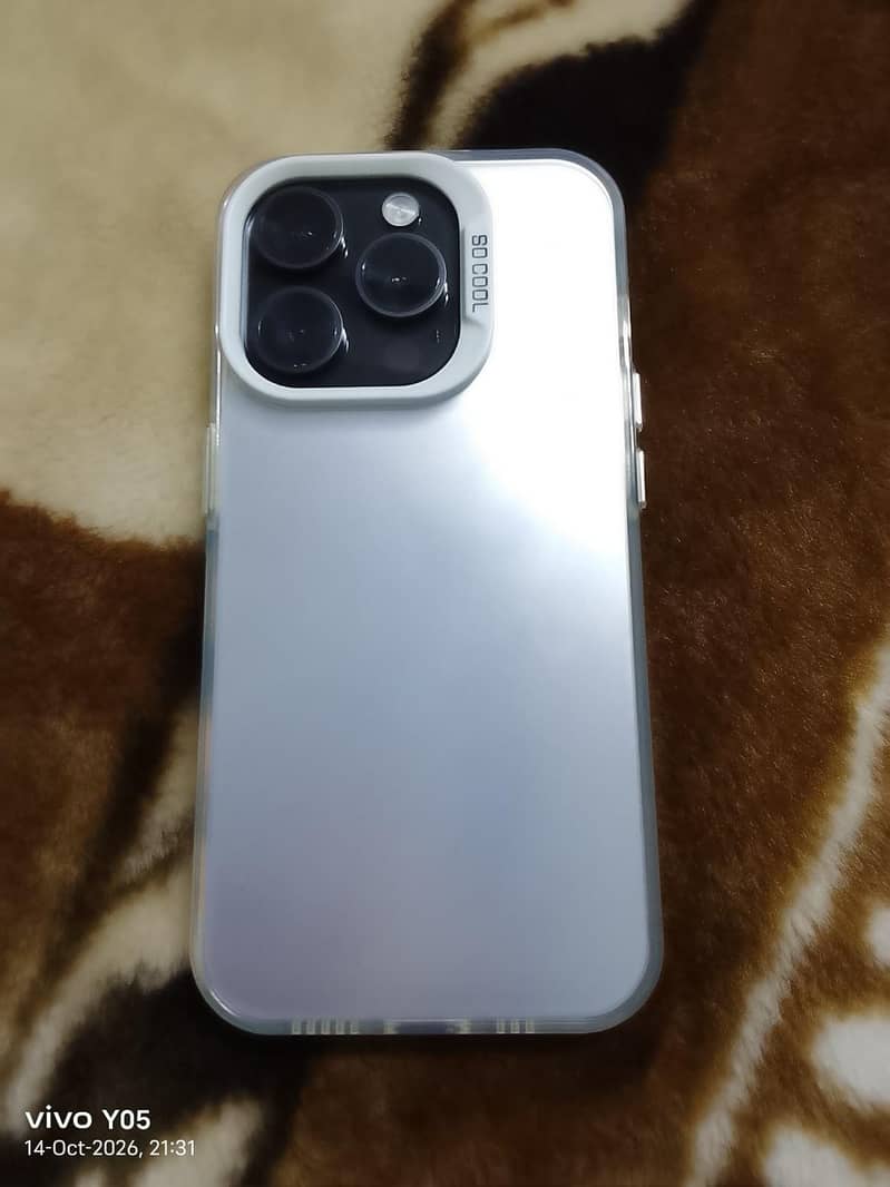 Apple iPhone 15 Pro 2
