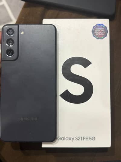 Samsung S21 FE 8/256
