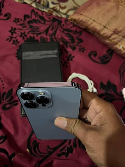 iPhone 13 Pro Max factory unlock  93 btry helth