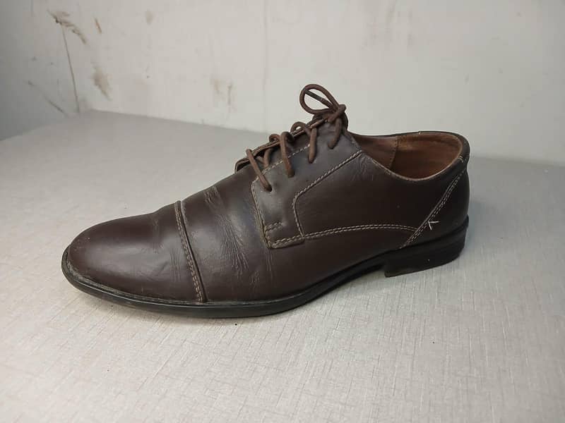 LEATHER SHOES 4