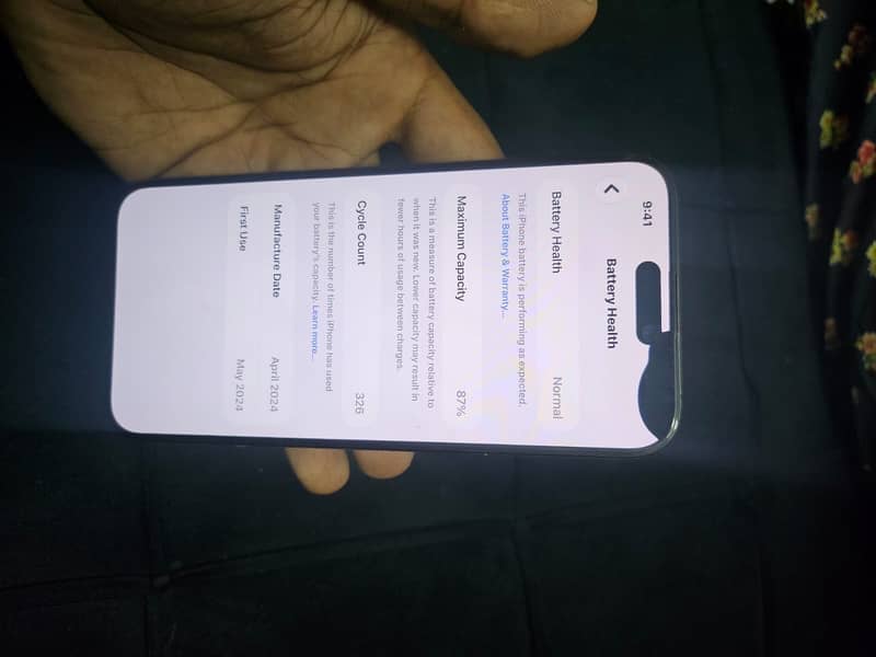 Apple iPhone 15 Pro Max 4