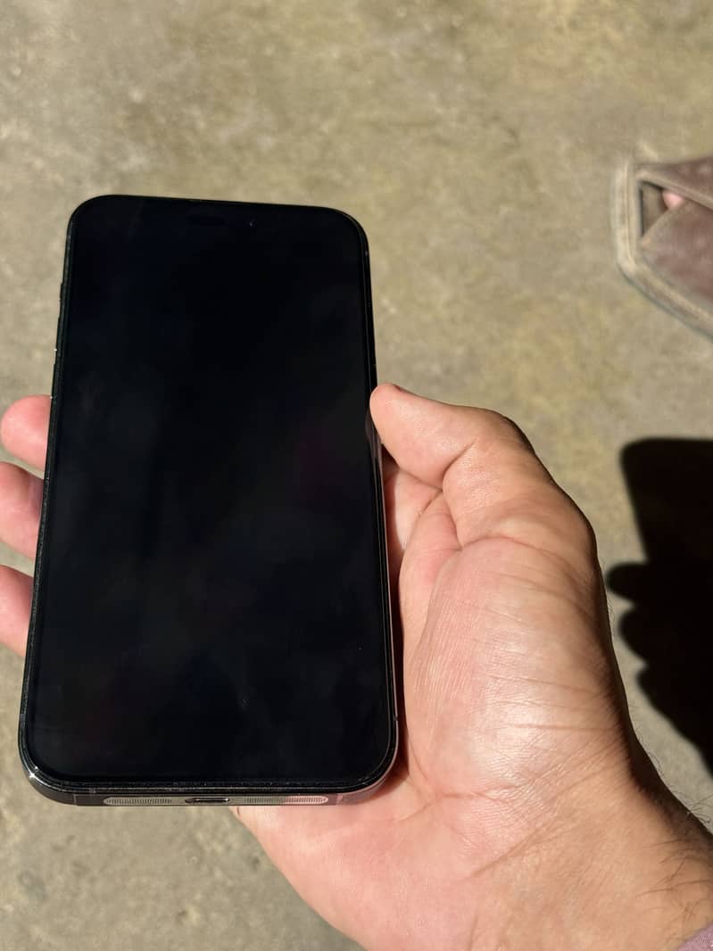 Apple iPhone 14 Pro Max 5