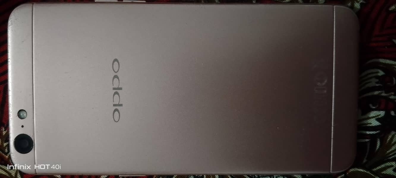 OPPO A57 0