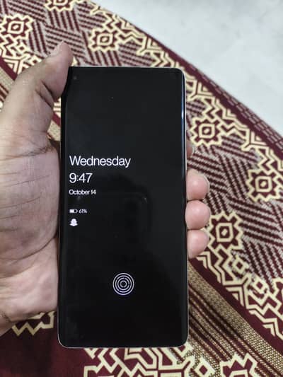 One Plus 8 8/128gb
