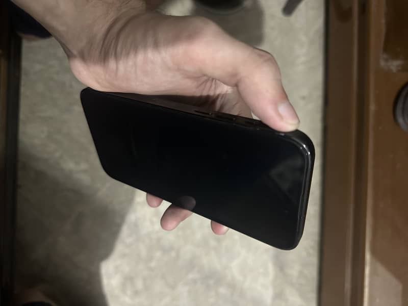 Apple iPhone 14 Pro Max 1