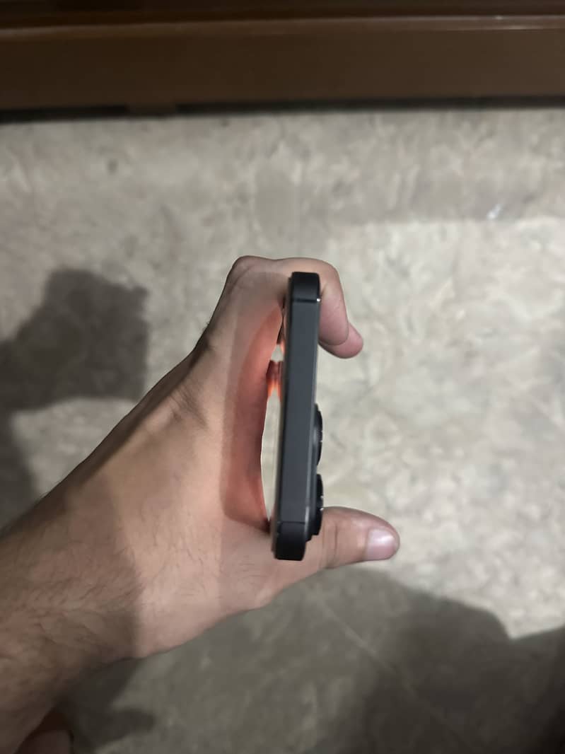 Apple iPhone 14 Pro Max 3