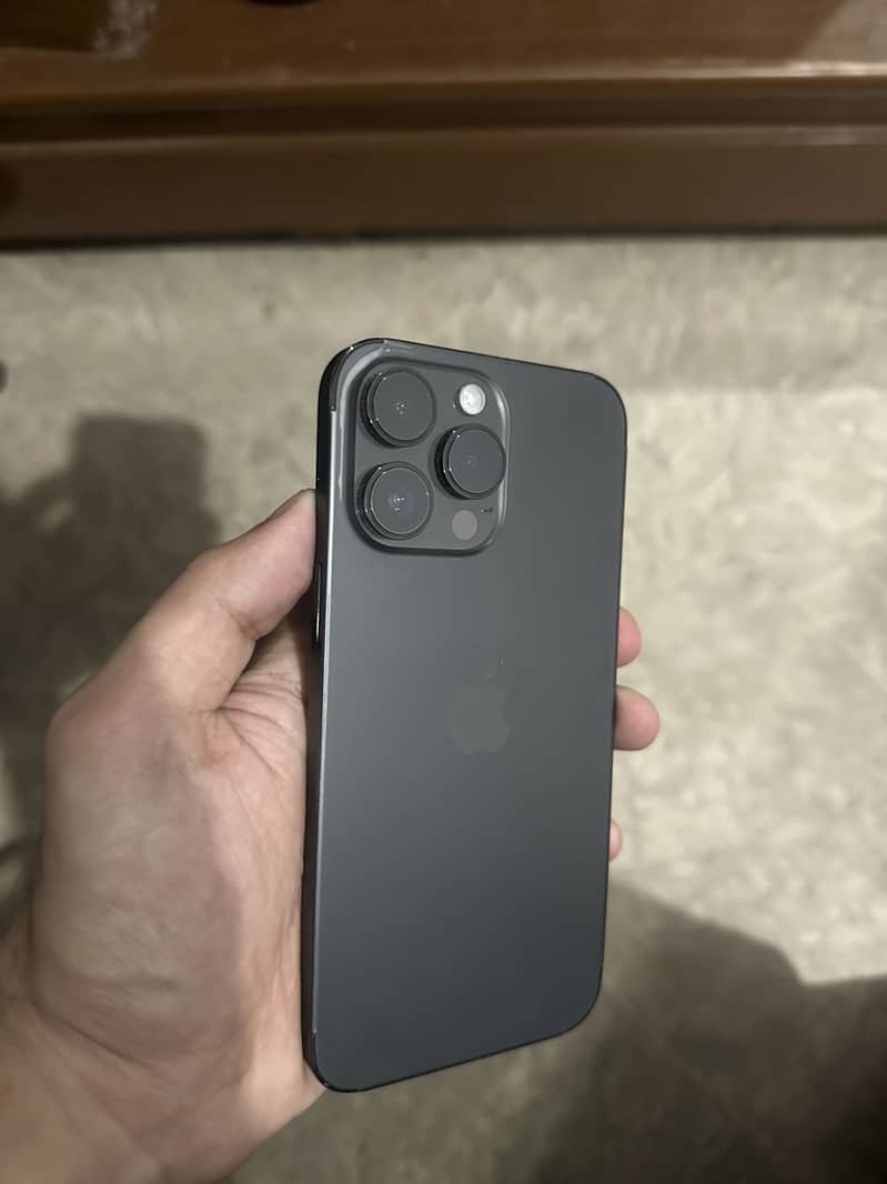 Apple iPhone 14 Pro Max 7
