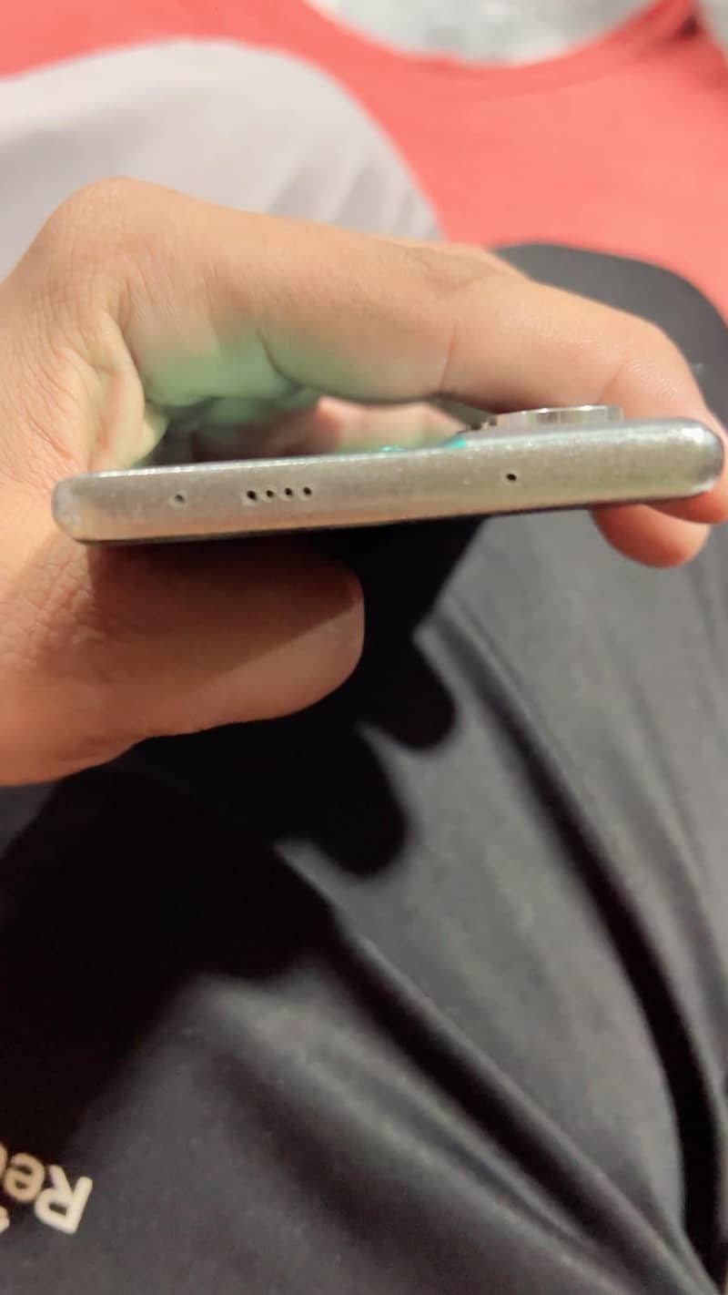 Tacno Camon 40 pro 4