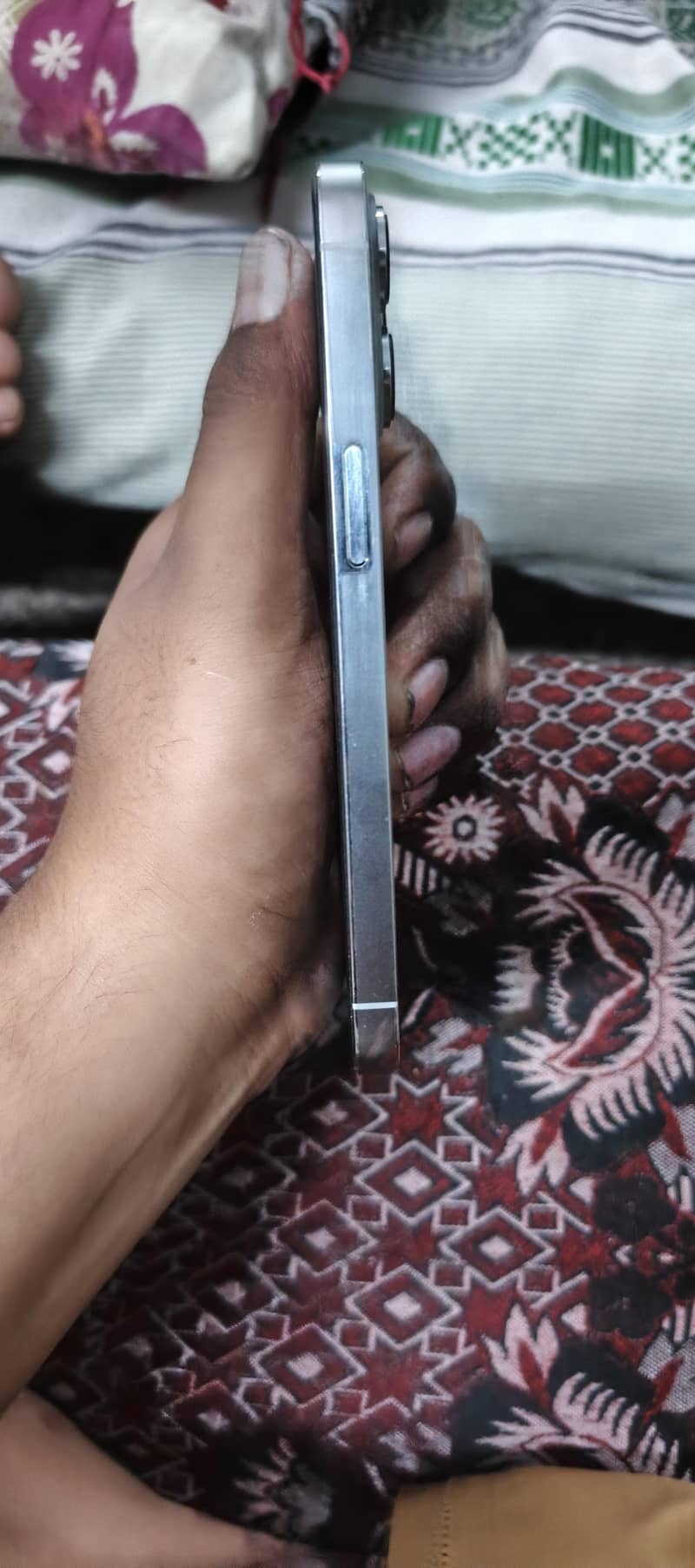 Apple iPhone 13 Pro 2