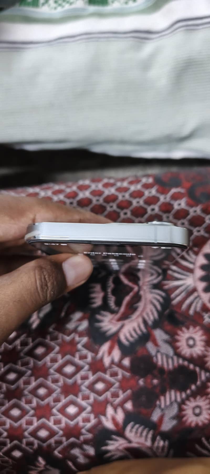 Apple iPhone 13 Pro 4