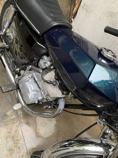 Honda 125 tanki