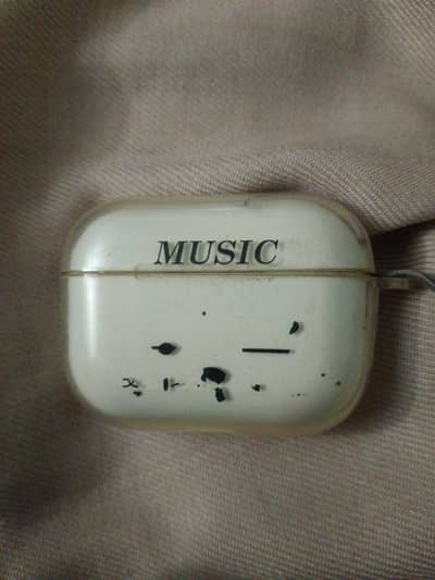 m10 Airbuds hen bus pichle 2 month e use nhi kiya hai