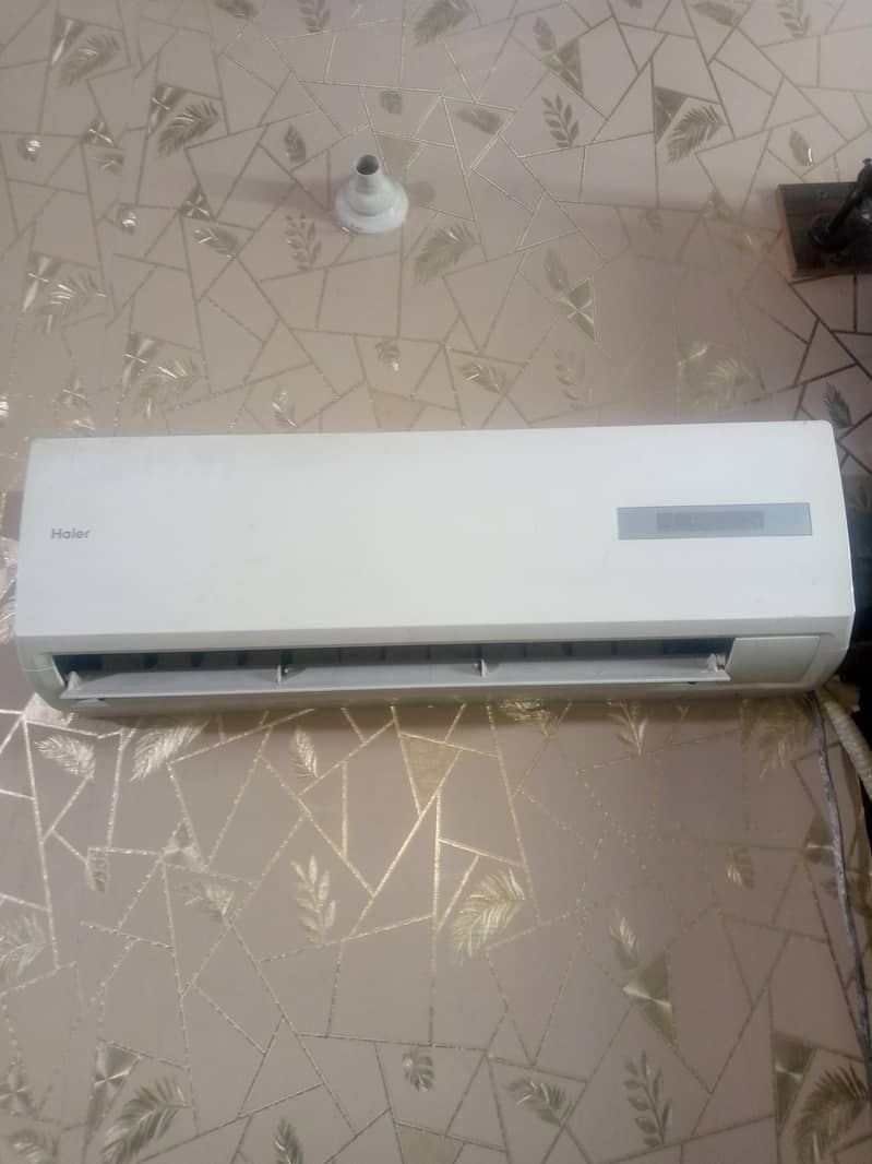 Haier AC good condition 2