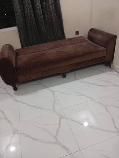 sofa combed urgent sale today