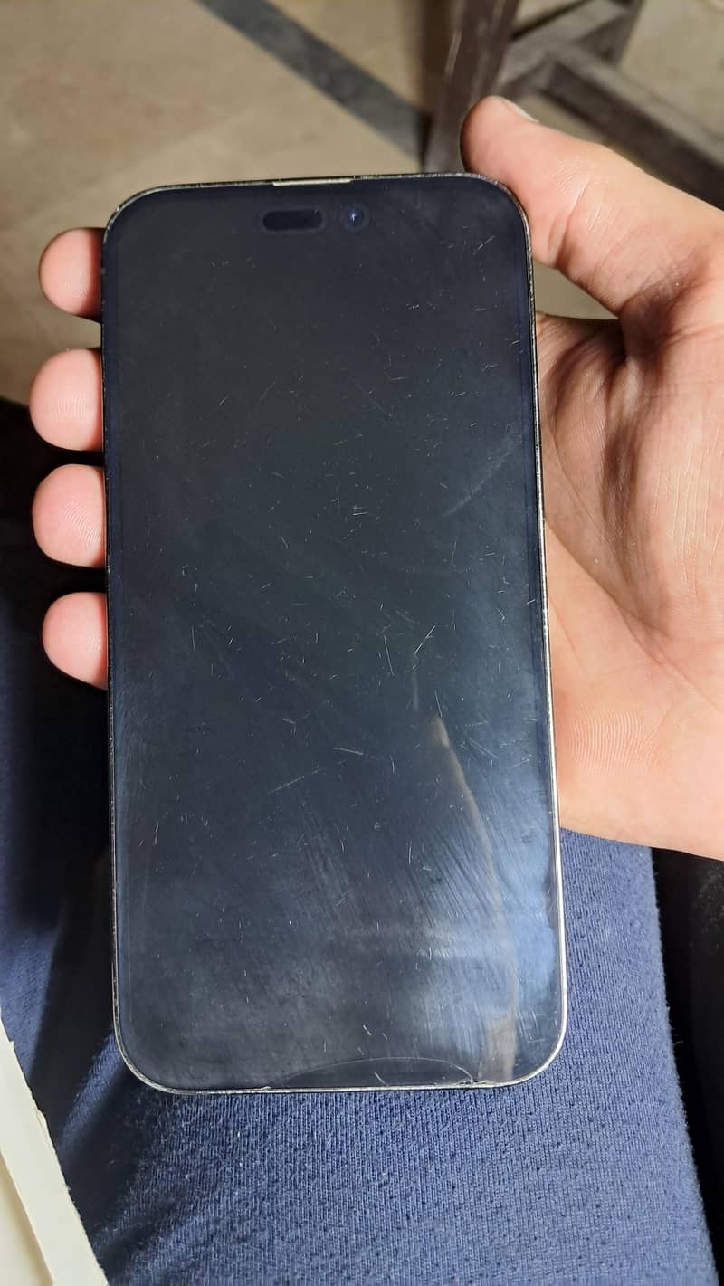 Apple iPhone 14 Pro Max 1