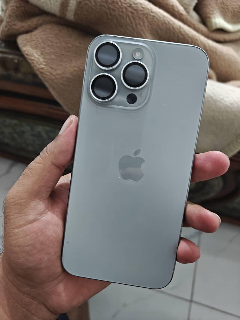 Apple iPhone 15 Pro Max Jv 0