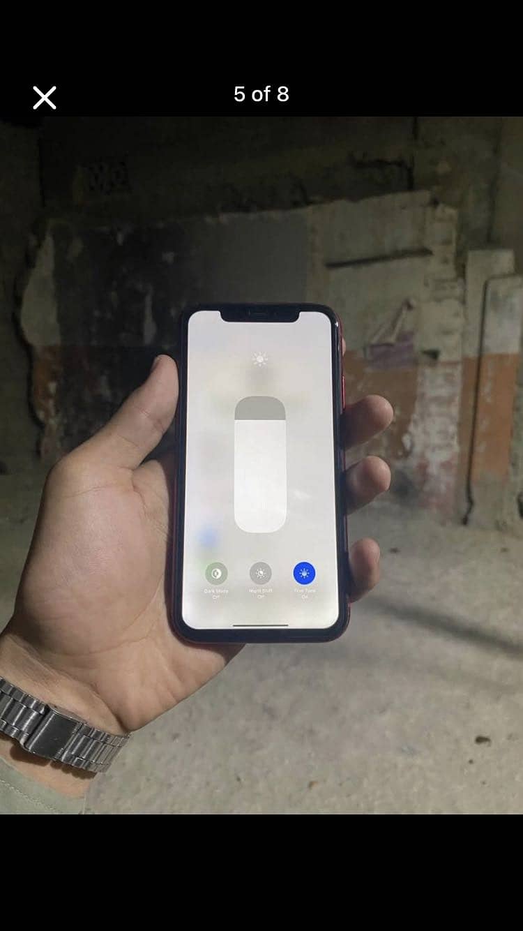 Apple iPhone XR 4