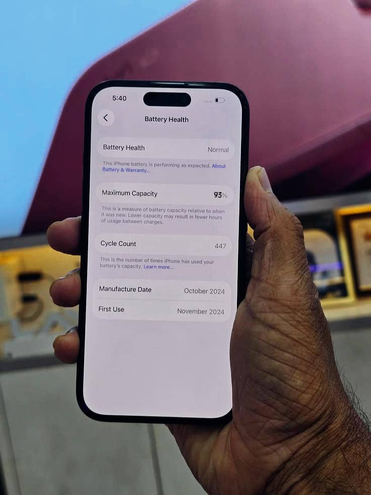Apple iPhone 16 Pro Max 3