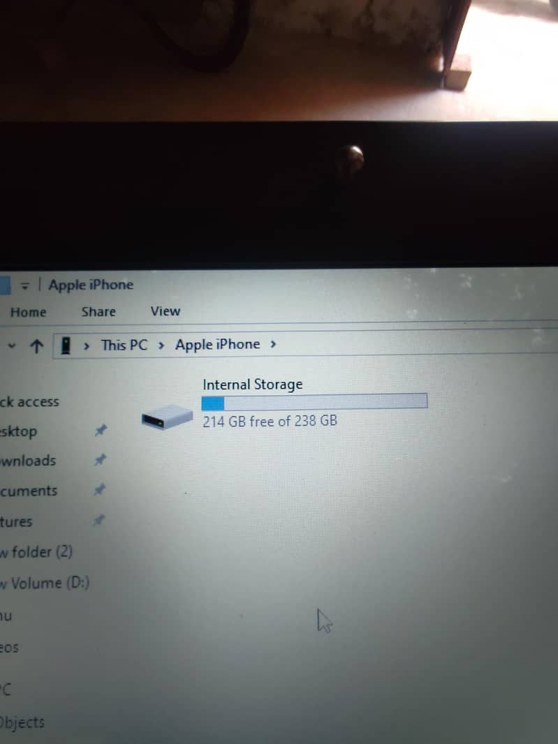 Apple iPhone 16 Pro Max 1