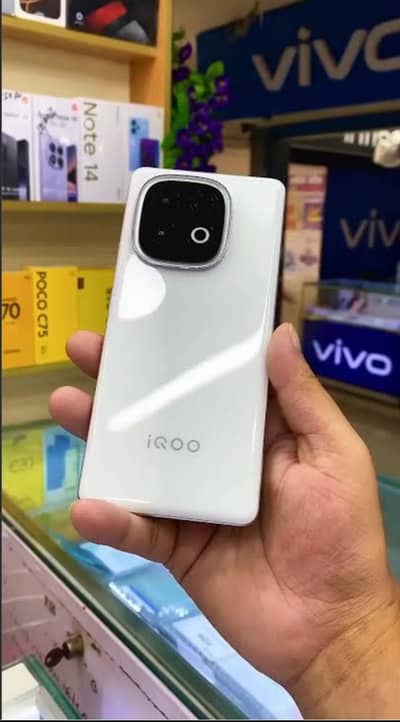 Vivo iQOO Z10 Turbo Pro