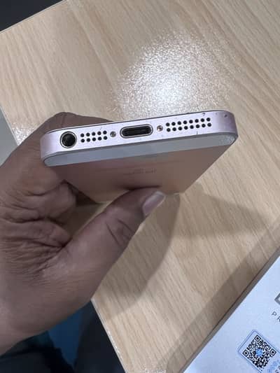 Apple iPhone SE first generation