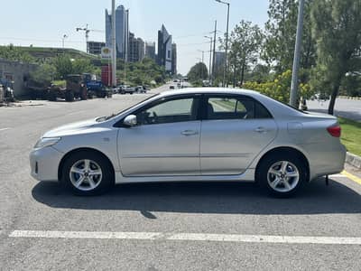 Toyota Corolla GLI 2011
