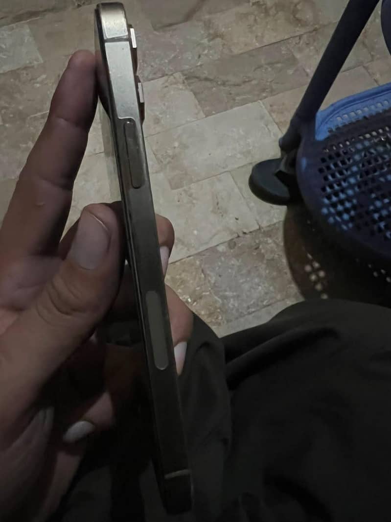Apple iPhone 12 Pro 2