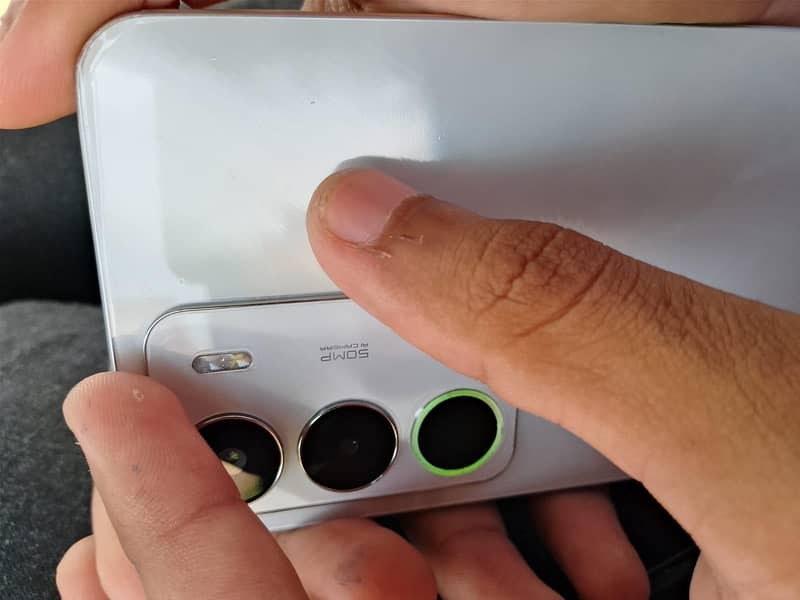Realme C71 8