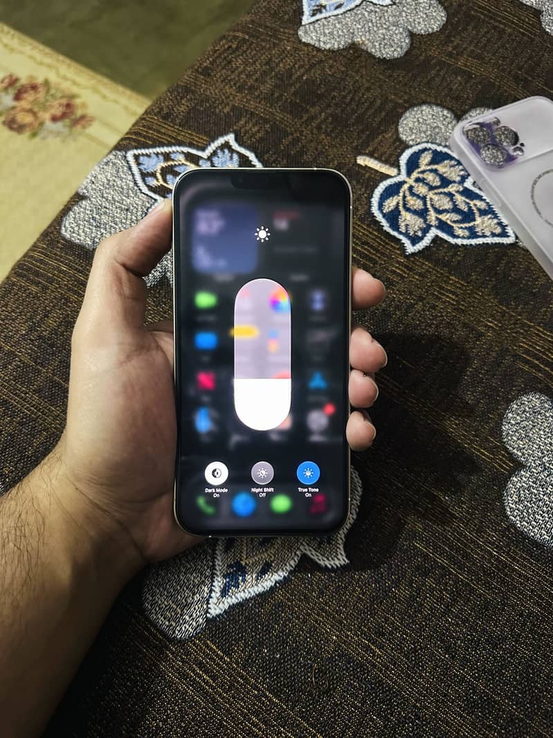 Apple iPhone 13 Pro Max 7