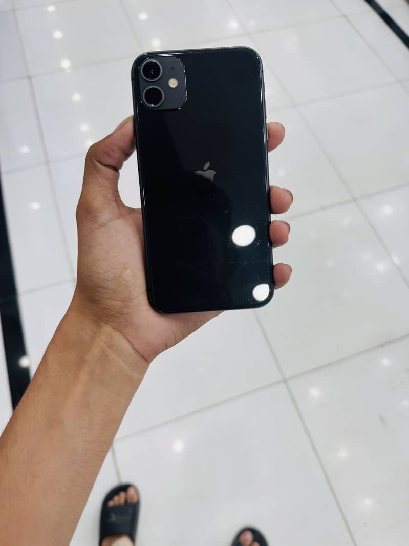 Apple iPhone 11 0