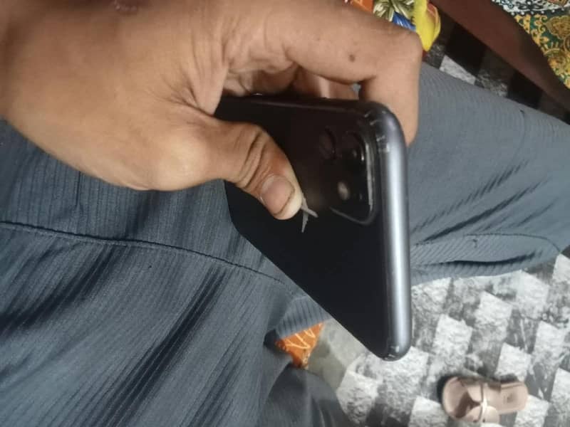 Apple iPhone 11 2