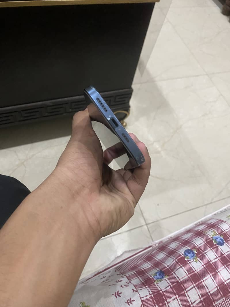 Apple iPhone 12 Pro Max 3