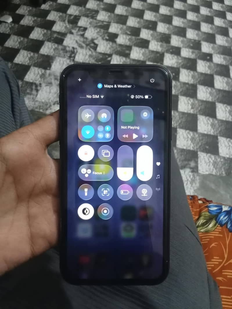 Apple iPhone 11 12