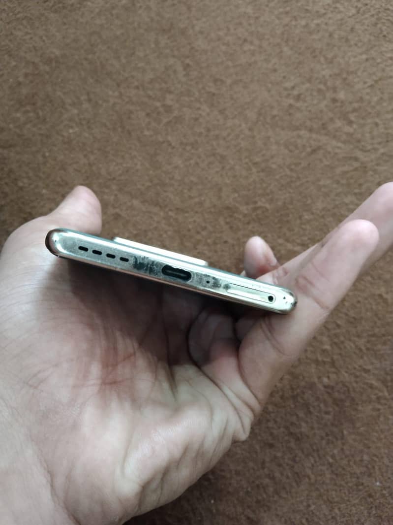 Infinix Note 40 Pro 5